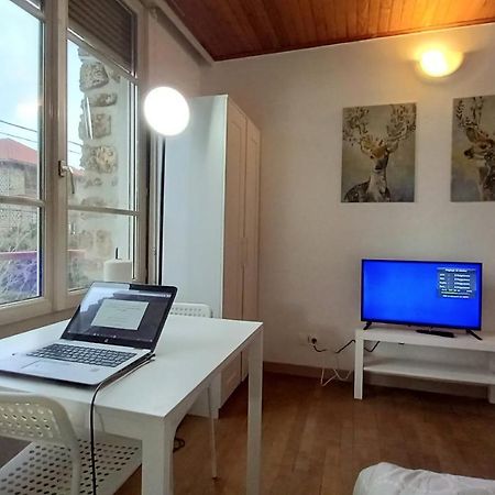 Super Appartement Au Centre Ville De Rosny Sous Bois Buitenkant foto