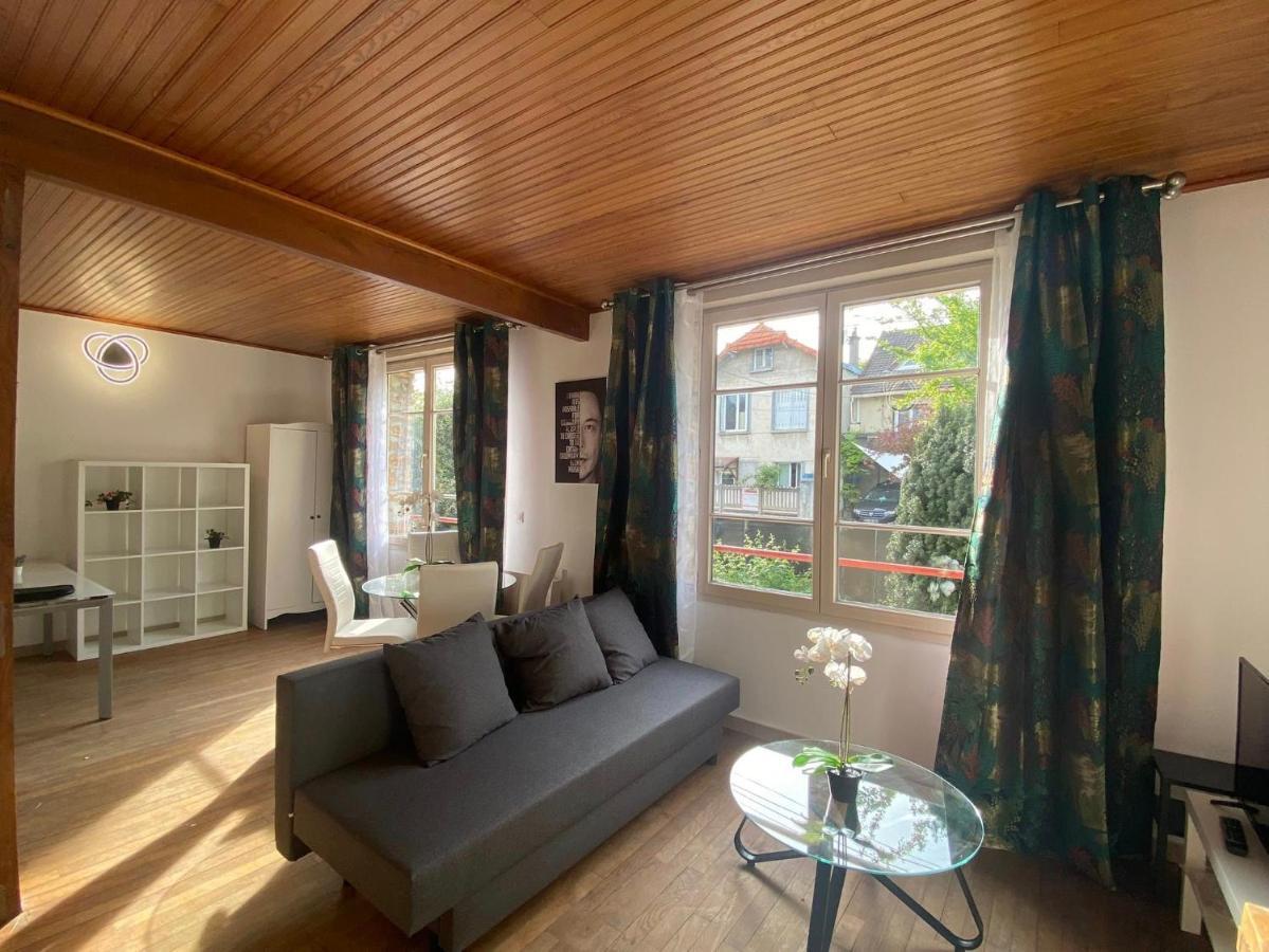 Super Appartement Au Centre Ville De Rosny Sous Bois Buitenkant foto